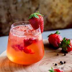 Strawberry and Black Pepper Gin and Tonic