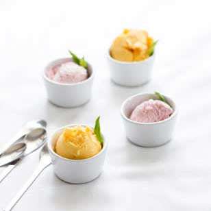 Mango and Basil Frozen Yoghurt