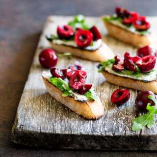Blue Cheese Bruschetta with Cherry Salsa
