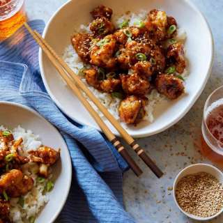 Honey-Garlic Cauliflower over Steamed Rice