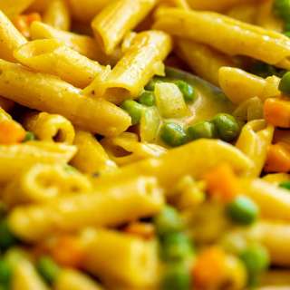 One-Pan Curry Pasta