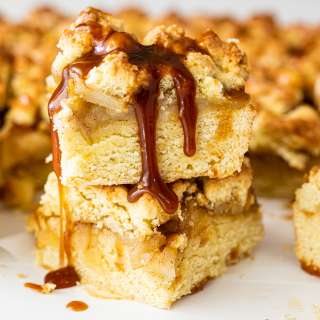 Apple crumble bars with salted caramel