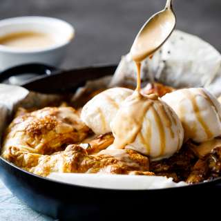 Caramel apple puff galette