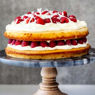 White chocolate raspberry cake