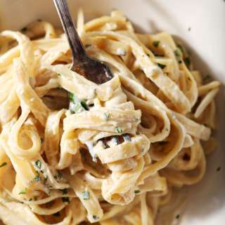 Spicy Fettuccine Alfredo with Hatch Green Chile Peppers