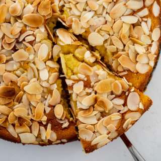 Whole orange almond cake