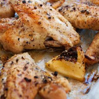 Chicken Wings with Lemon and Oregano