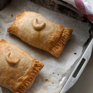 Hand Held Chicken Curry Pies