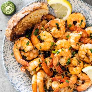 White wine garlic prawns