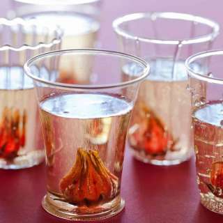 Hibiscus & Ginger Champagne Cocktail