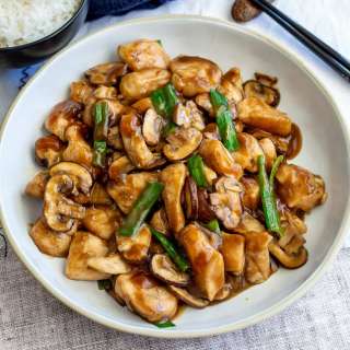 Takeout Style Chinese Chicken and Mushroom