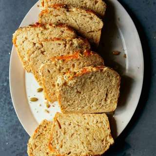 Cheesy-Herb Beer Bread