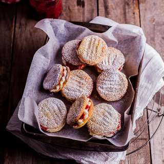 Easy raspberry jam and vanilla cookie sandwiches