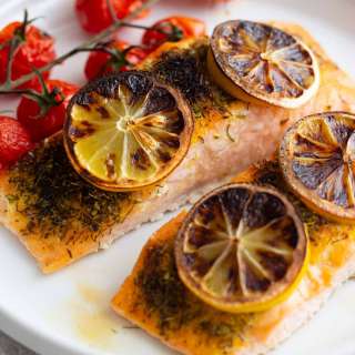Easy Broiled Salmon Recipe (15 minutes!)