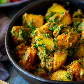Saag Aloo