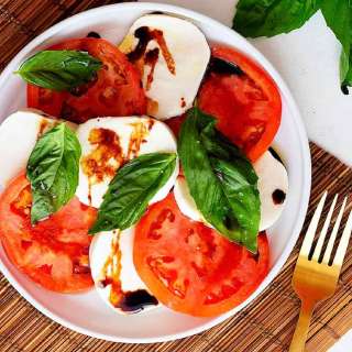 Italian Caprese Salad Recipe