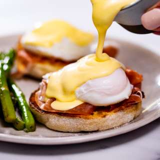 Easy blender Hollandaise sauce