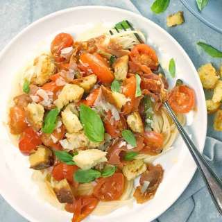 Crunchy Bruschetta Pasta with Prosciutto