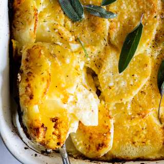 3 cheese potatoes au gratin