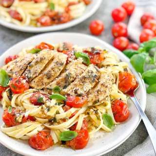Cherry Tomato Chicken Pasta