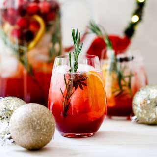 Christmas Cranberry Sangria