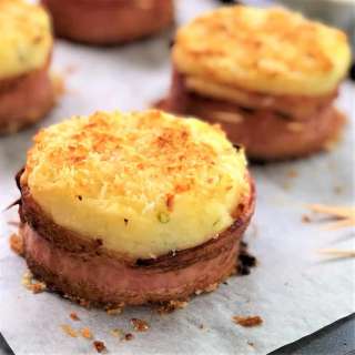 Baked Mashed Potato Cakes with Bacon