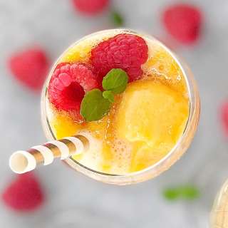 Frozen Peach Bellini Recipe