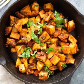 Batata Harra (Lebanese Spicy Potatoes)