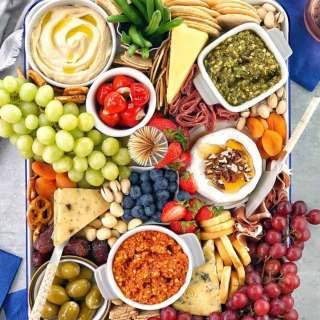 Top 10 Tips For The Perfect Grazing Board Platter