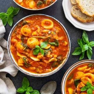 Easy Minestrone Soup Recipe