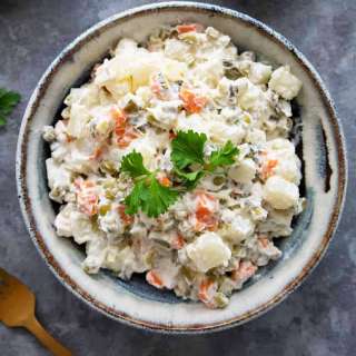 Russian Olivier Salad (Ensalada Rusa)