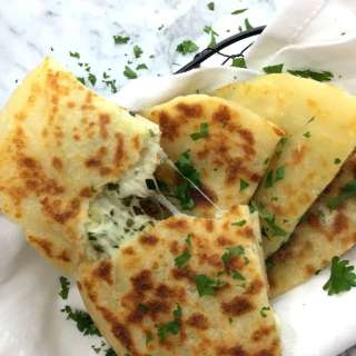 Cheesy Garlic Flatbread with Herbs