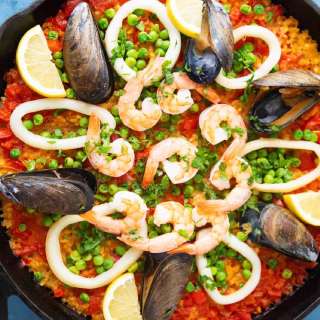 Easy Seafood Paella Recipe