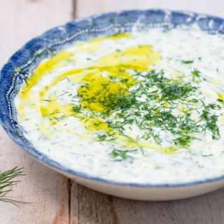 Mast O Kadoo (Persian Yogurt Zucchini Dip)