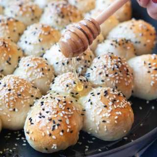 Honeycomb Bread (Khaliat Nahl)