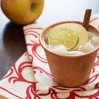 Bonita Apple Cocktail (Apple Butter Rum Cocktails)
