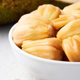 How to Cut Jackfruit (Step-By-Step Photos)