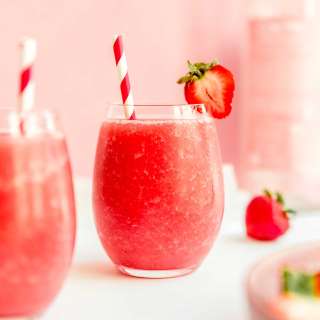 Easy Frosé (Rose Wine Slushie)