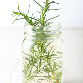 How to Make Simple Syrup (Recipe)