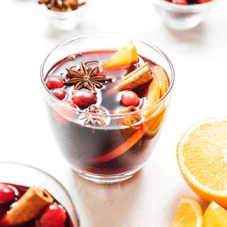 How To Make Gluhwein (German Mulled Wine)