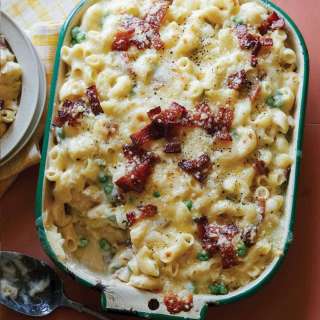 Creamy Baked Carbonara Mac and Cheese