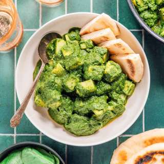 How To Make Saag Aloo (Spinach Potato Curry)