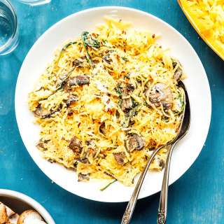 Spaghetti Squash with Goat Cheese and Mushrooms