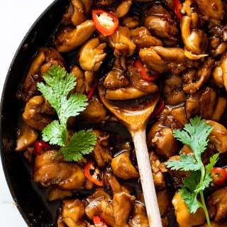 Easy sticky ginger chicken