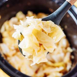 How To Make Slow Cooker Cabbage (Vegetarian)