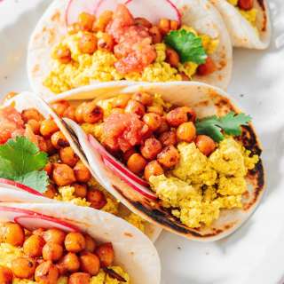 Vegan Breakfast Tacos (With Tofu Scrambled Eggs!)