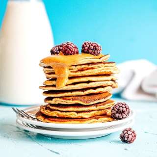 Flourless Banana Pancakes (With Almond Butter And Egg)