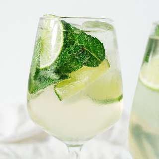 The BEST Hugo Spritz Cocktails
