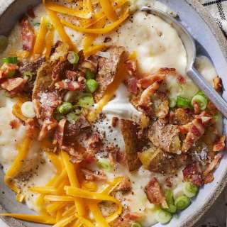 Fully Loaded Baked Potato Soup