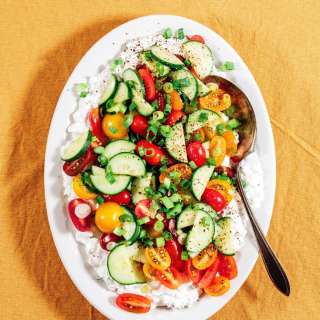 Sunshiney Cottage Cheese Salad (With Tomato And Cucumber)